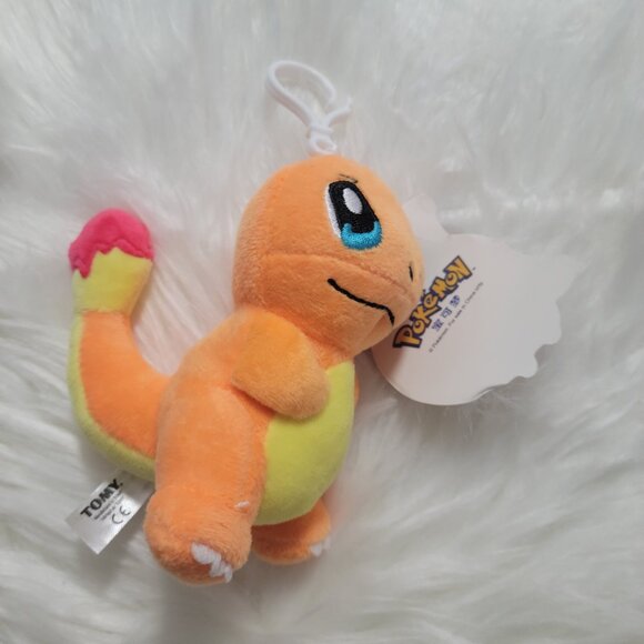 Pokémon Plush Charmander Keychain - Picture 2 of 6